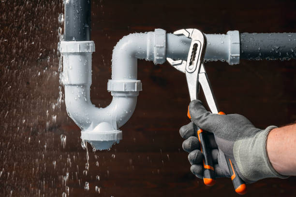 Professional Sewer Line Repair technician working in North Lakewood, WA